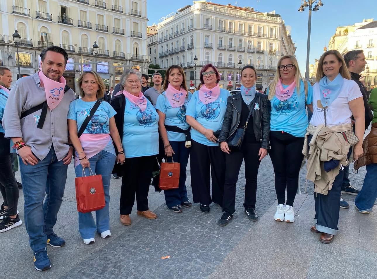 Con algunas de las precursoras del movimiento #Otro8M