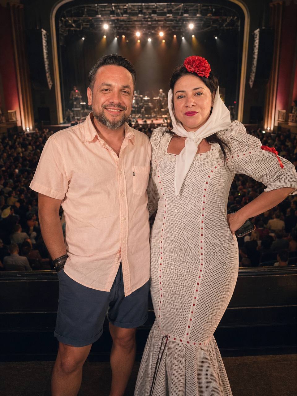 Jota Camacho junto a la actriz Ana Arias